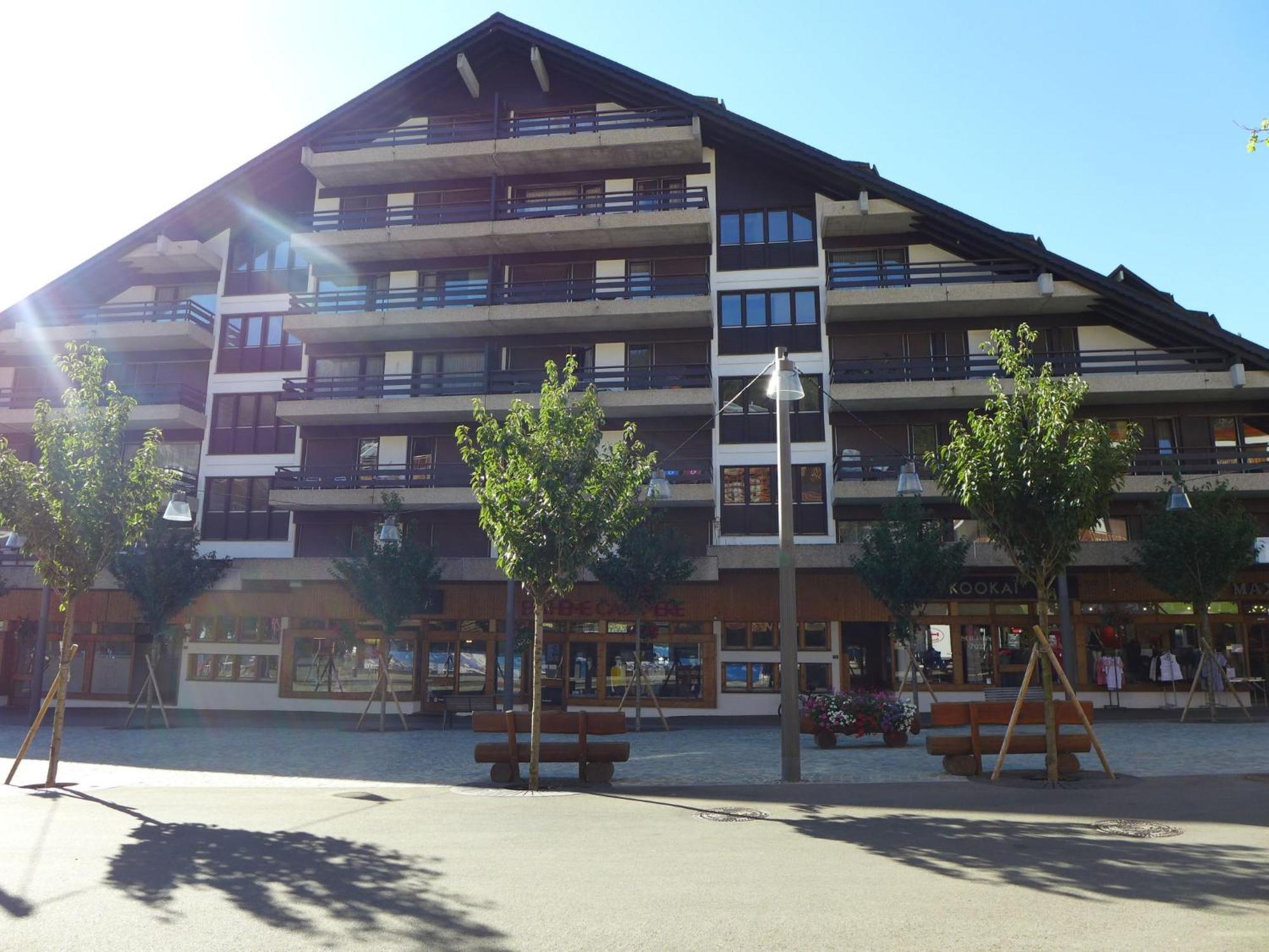 Apartment Victoria A-B-C-2 By Interhome Crans-Montana Esterno foto